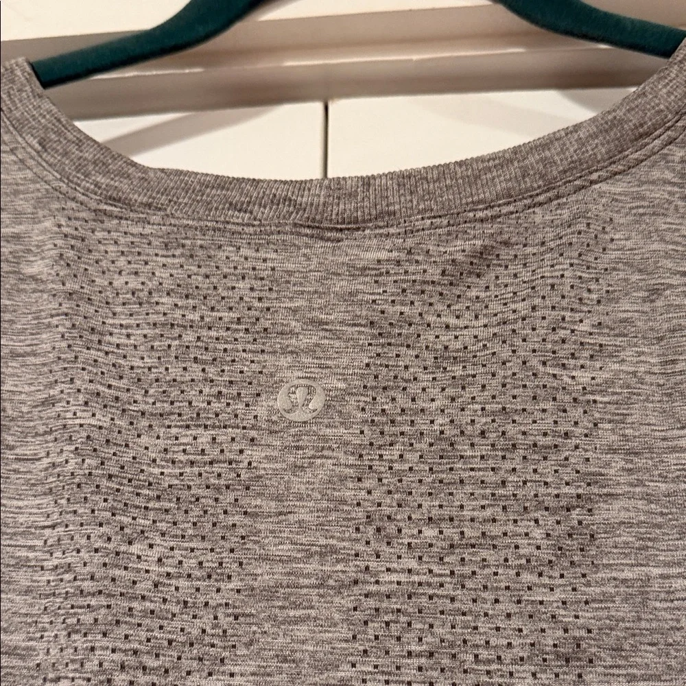 lululemon athletica Grey Short Sleeve Logo Tee